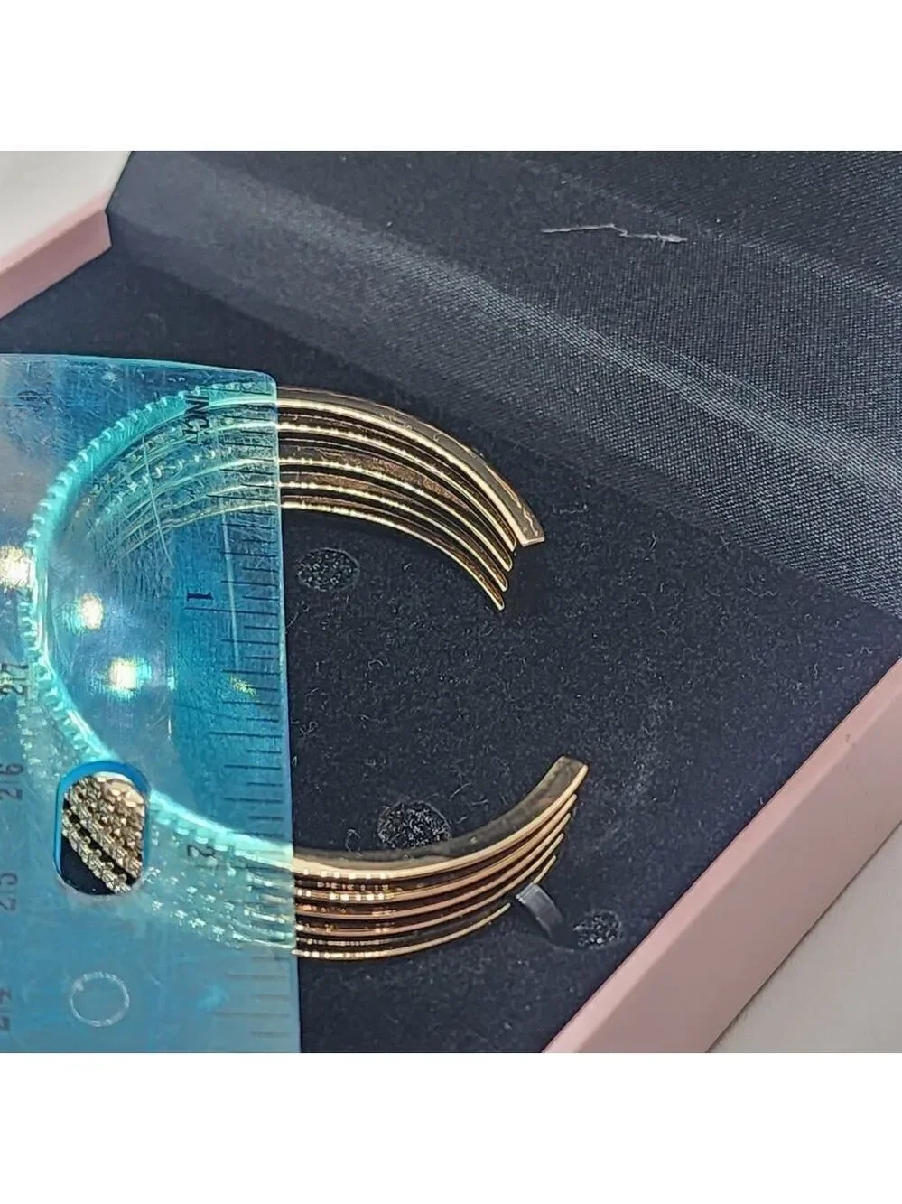 Brand New Cubic zirconia stones Bracelet